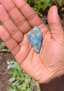 Labradorite Raw